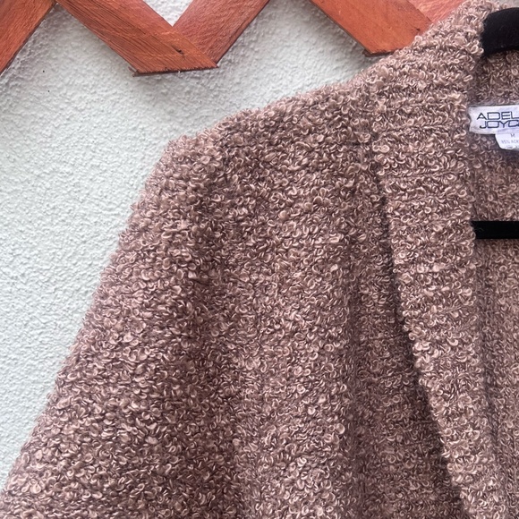 Vintage Adele Joyce Sweather - Picture 5 of 9